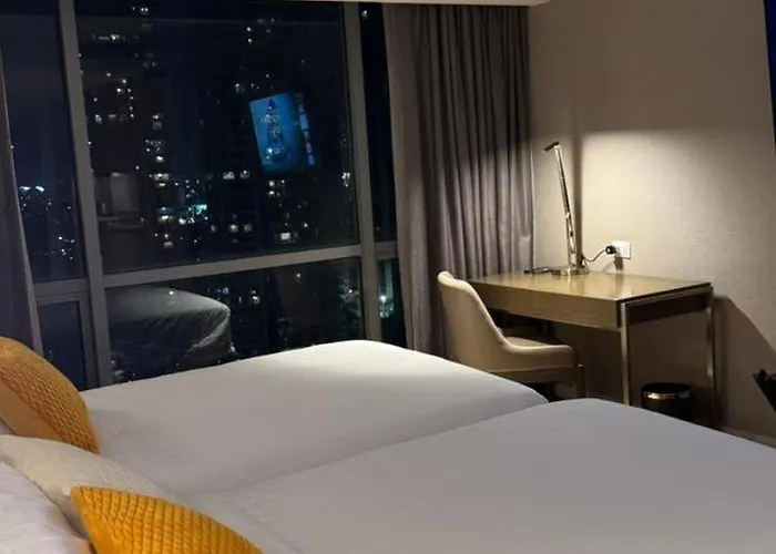 Rbr Lux Novotel Residences Acqua マニラ市