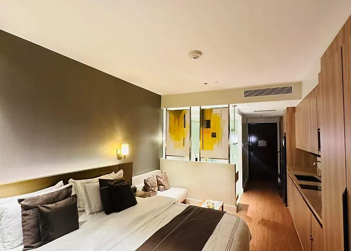 Rbr Lux Novotel Residences Acqua ホテル