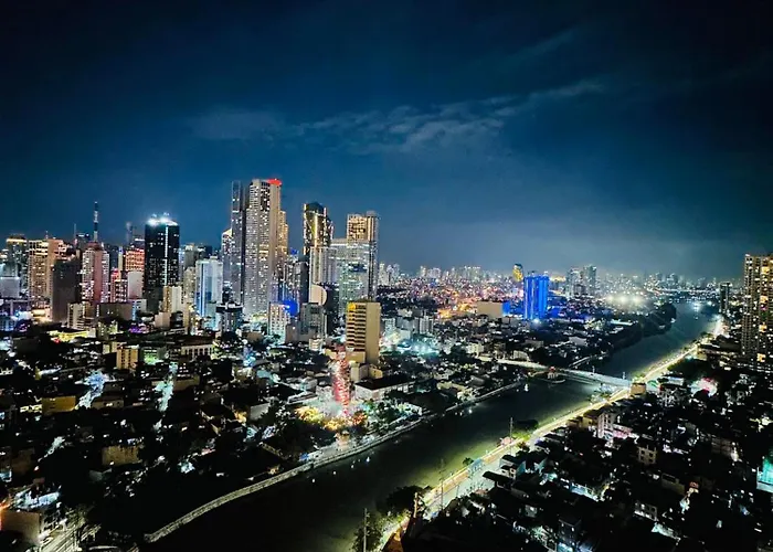 ホテル Rbr Lux Novotel Residences Acqua マニラ市