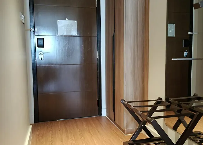 Rbr Lux Novotel Residences Acqua 5* マニラ市