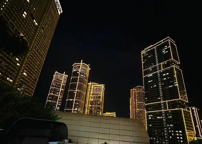 Rbr Lux Novotel Residences Acqua 5* マニラ市