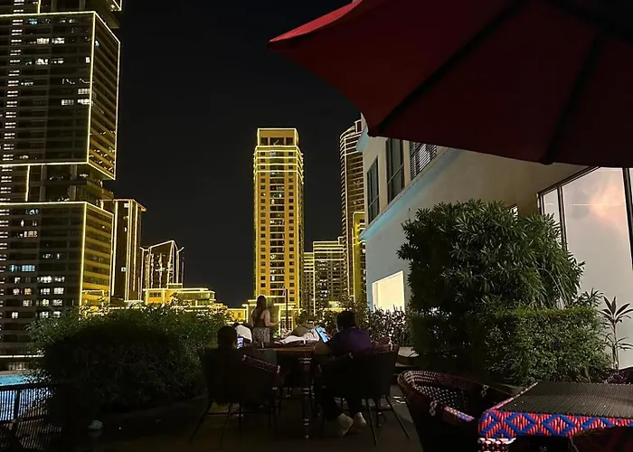 ホテル Rbr Lux Novotel Residences Acqua マニラ市